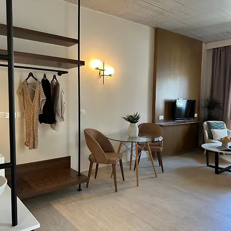 酒店 King Jason - Designed For Adults By Louis 4*